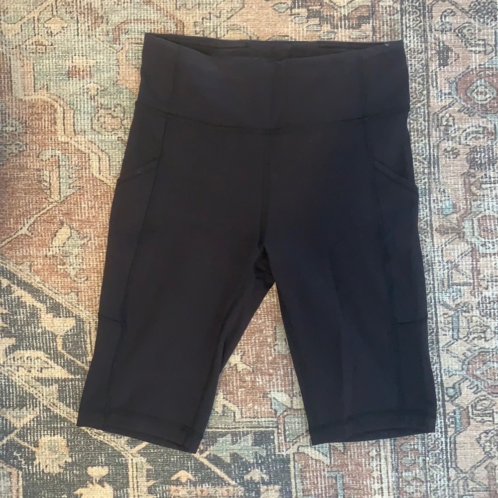 lululemon bike short